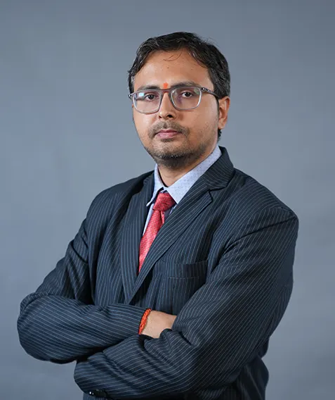 Dr. Raviteja Vinjamuri