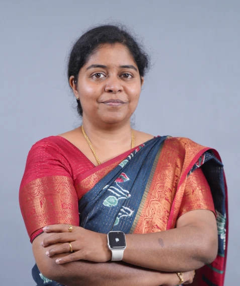 Ms. Nalla Akhila
